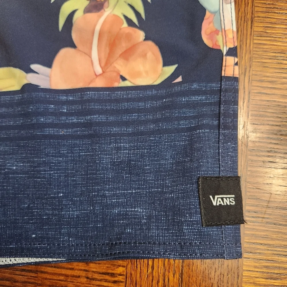 Vans Off The Wall swim Board Shorts Blue hawaiian Size 30 Mens NWT 8 inch inseam